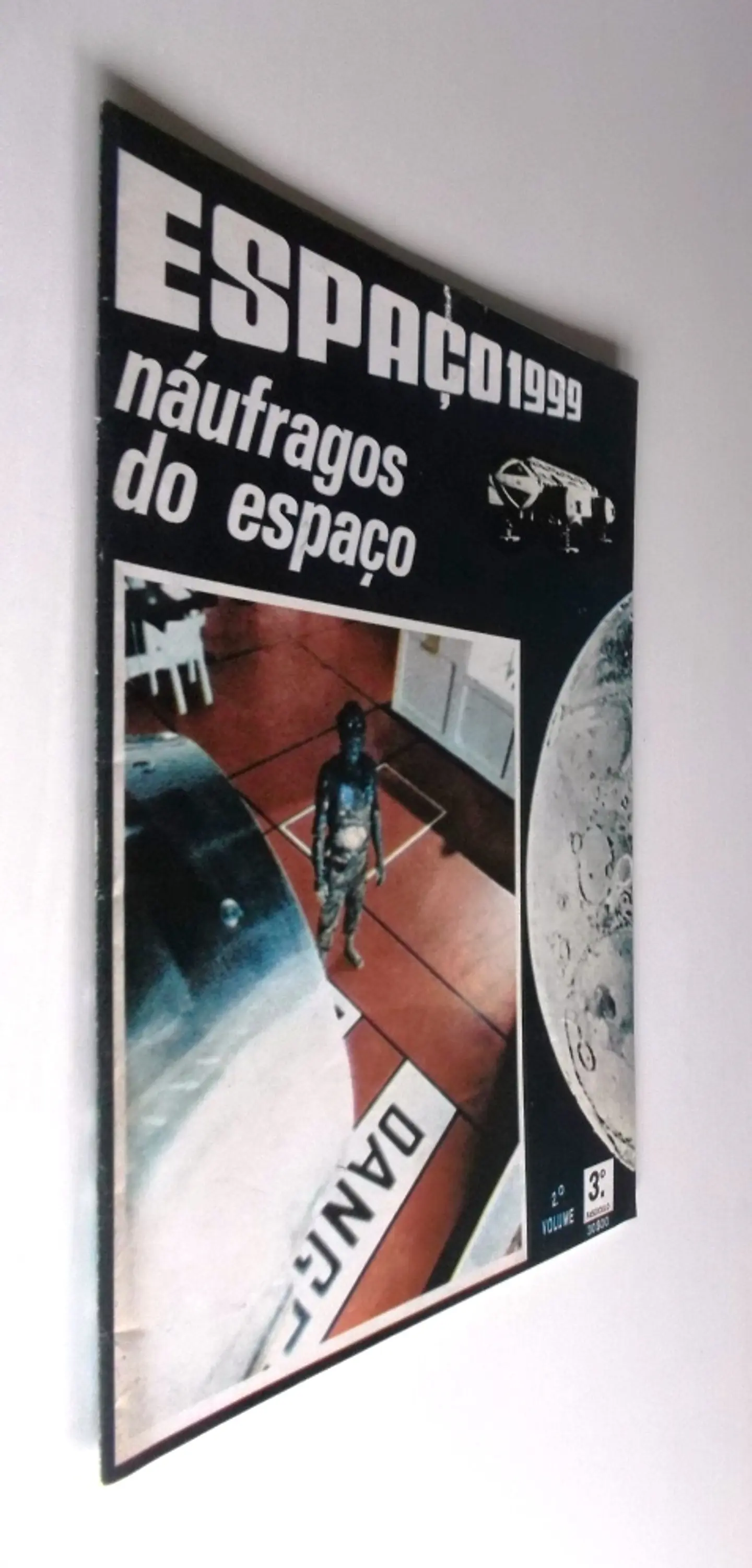 Espaço 1999 - Náufragos do Espaço - 2º volume 3º fascículo 3