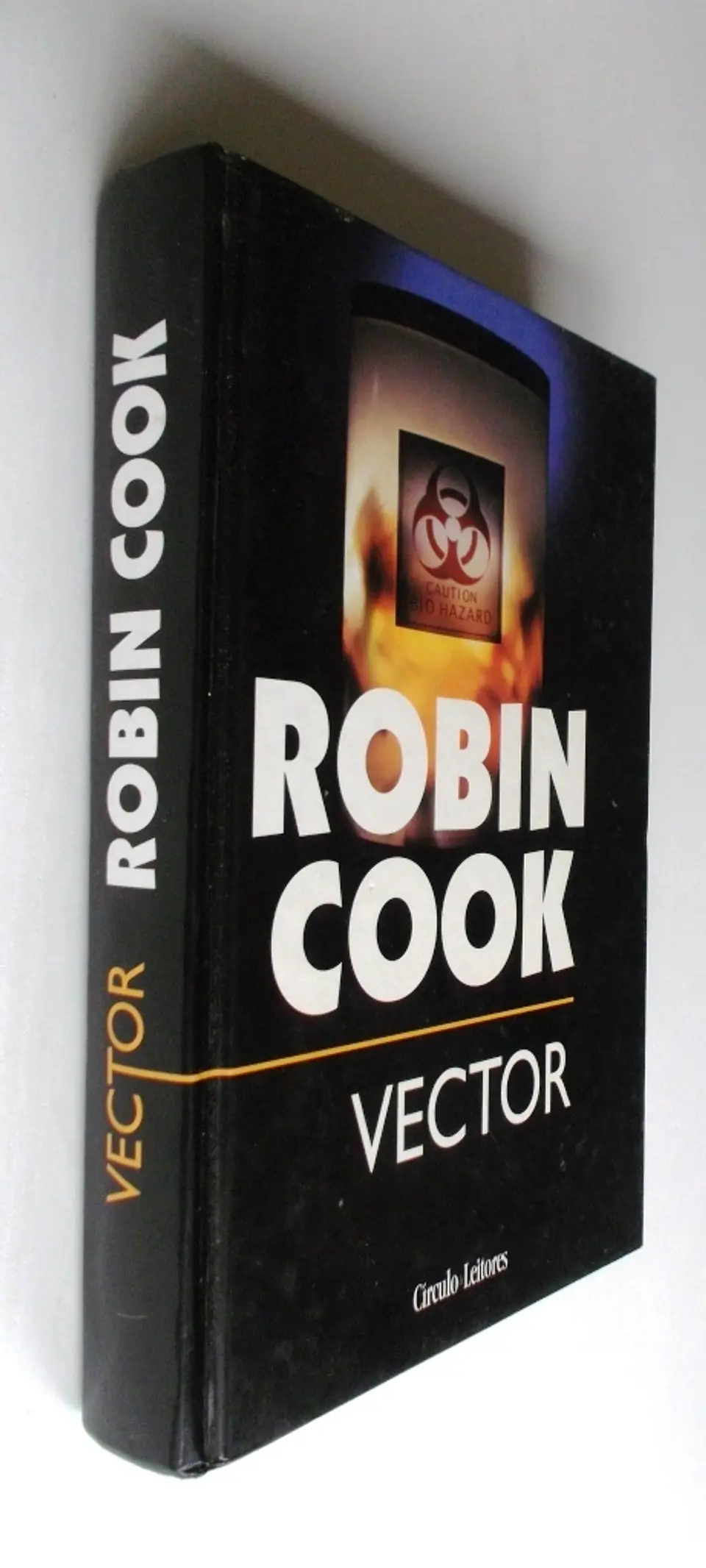 Vector - Robin Cook 3