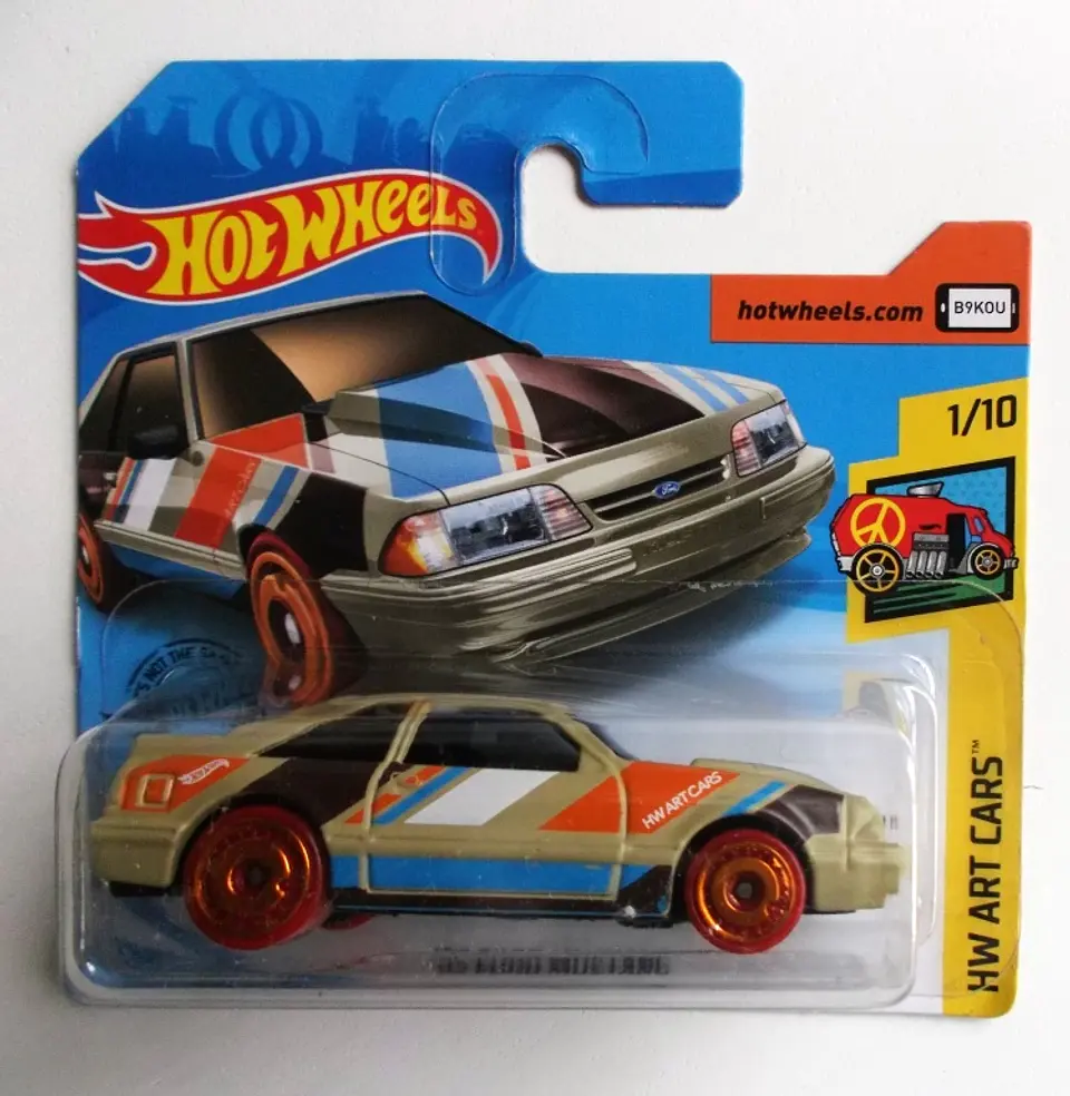 '92 Ford Mustang 1