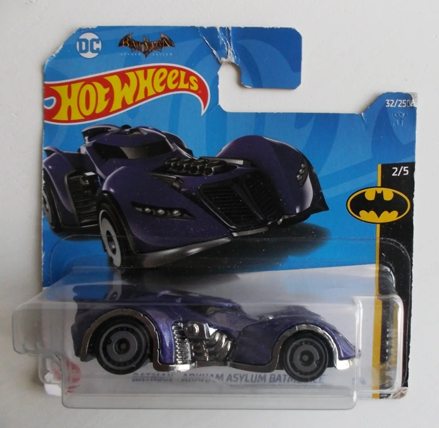 Batman: Arkham Knight Batmobile 1