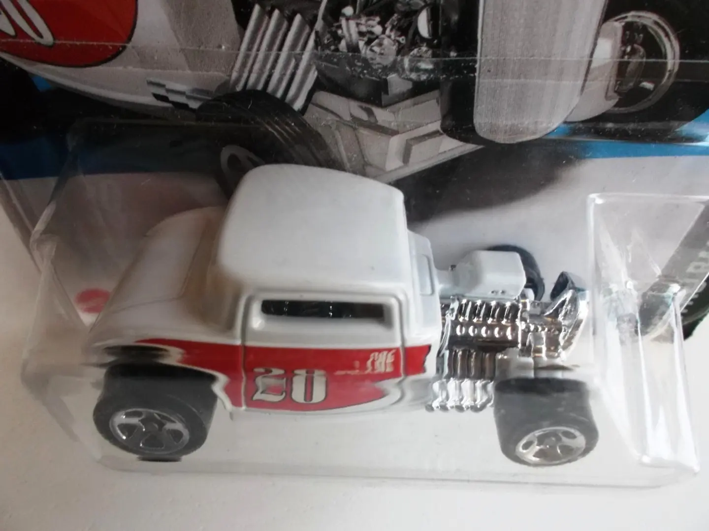 ´32 Ford - 124/250 3