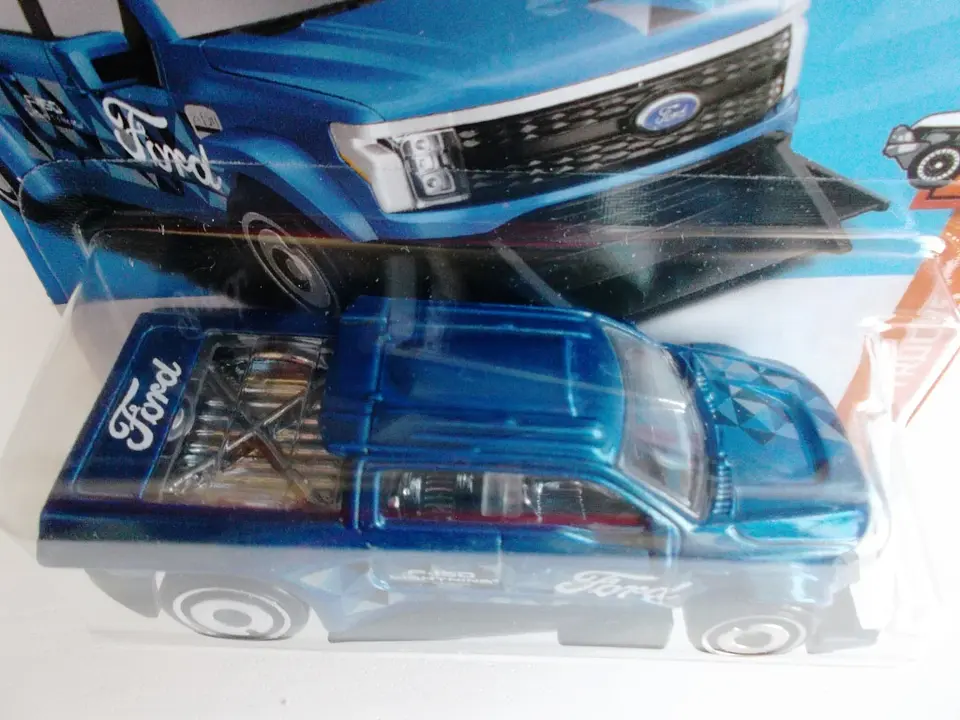 Ford F-150 Lightning Custom - 226/250 3