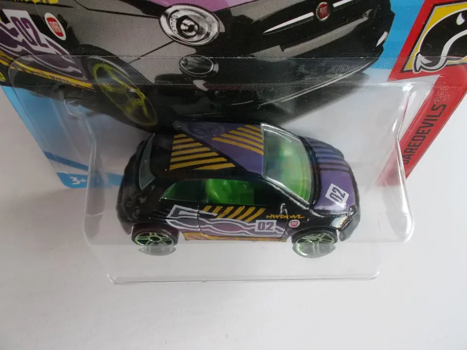Fiat 500 (preto) 3