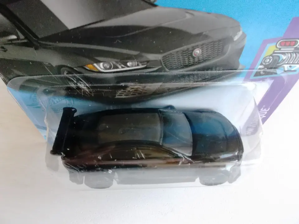 Jaguar XE SV Project 8 - 85/250 3