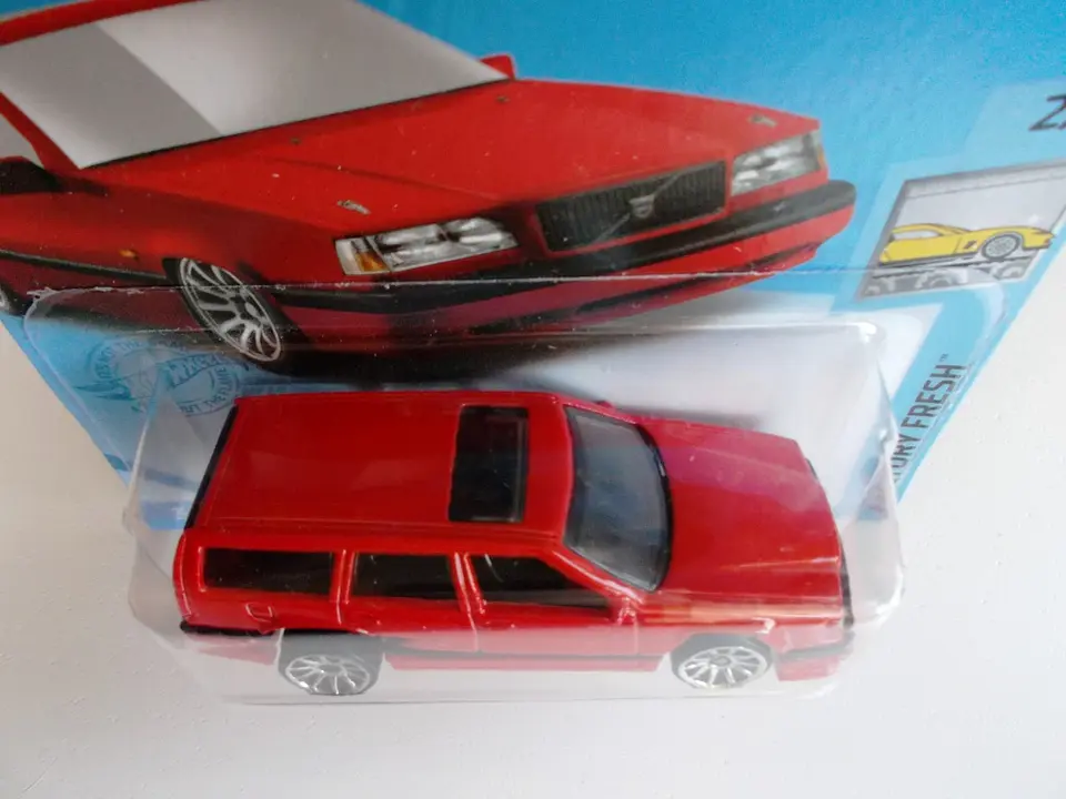 Volvo 850 Estate - 43/250 3