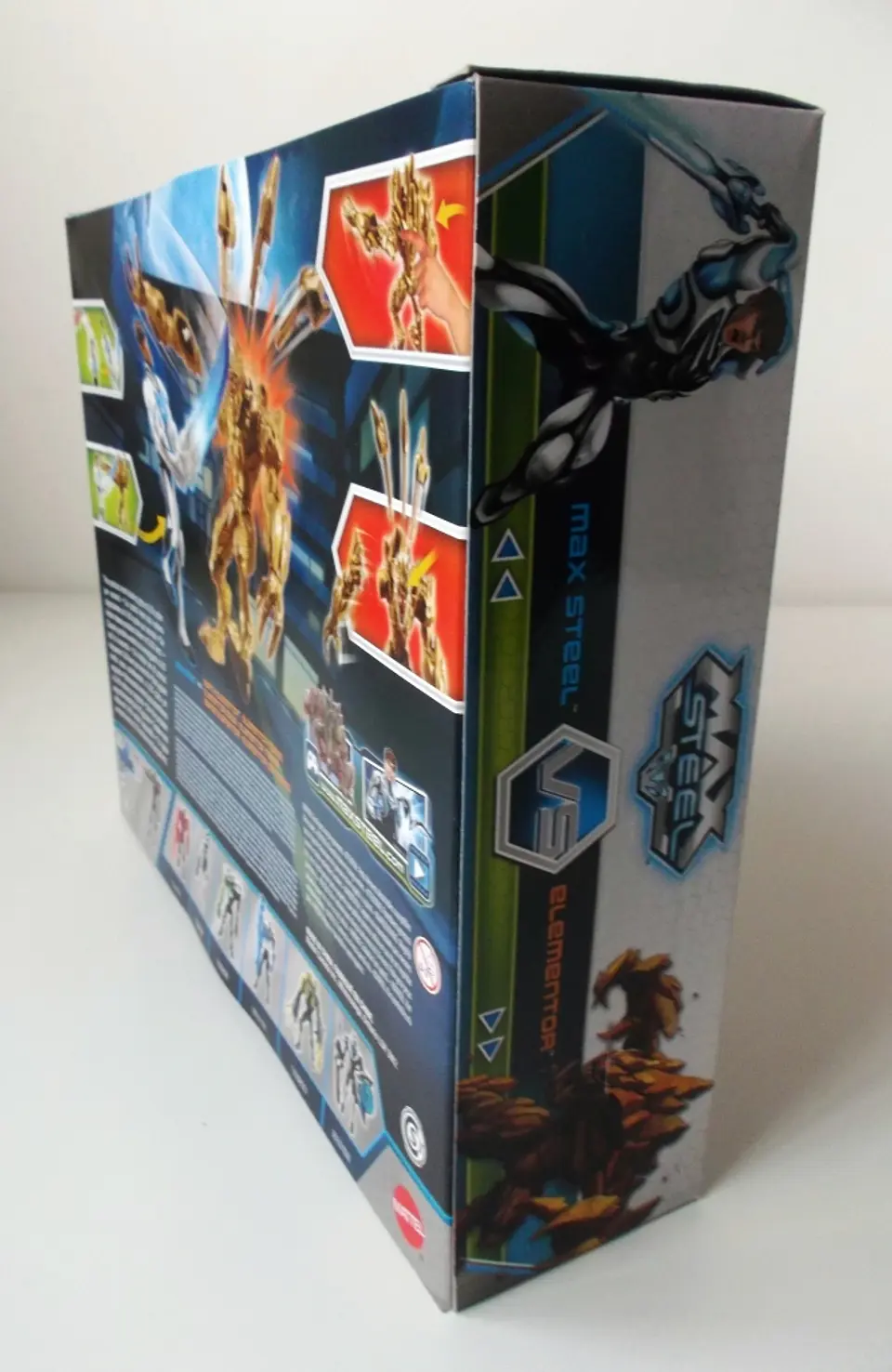 Max Steel VS Elementor 4