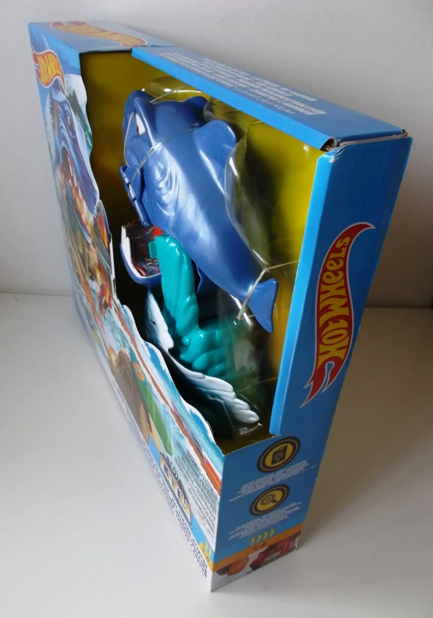 Hot Wheels - Pista tubarão na costa 3