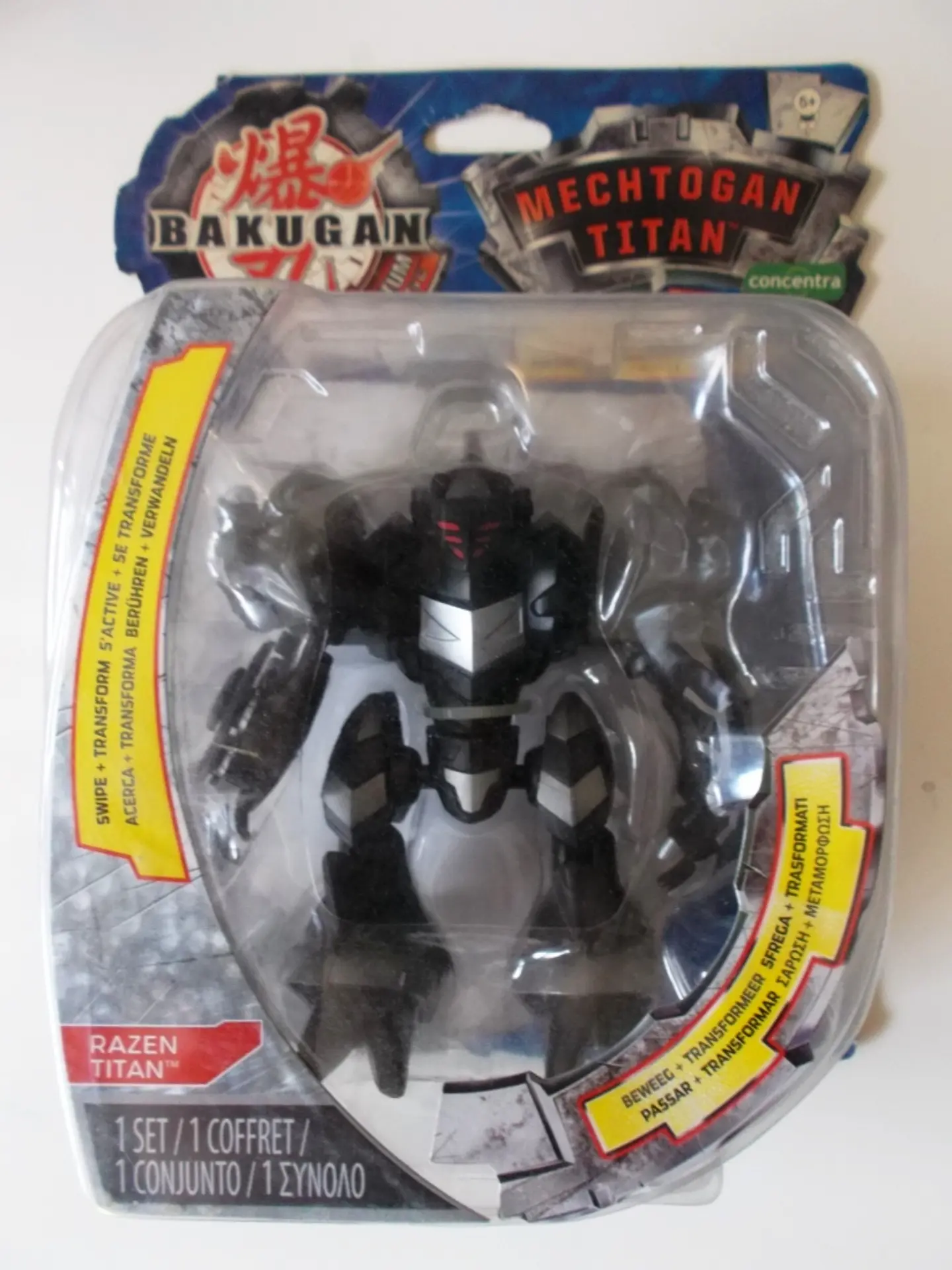 Bakugan - Mechtogan Titan - Razen Titan  1