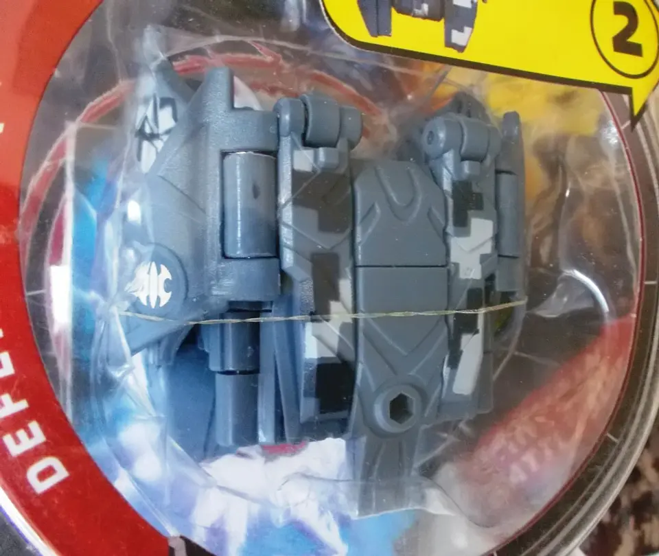 Bakugan Battle Suit - Defendtrix Cinza 3