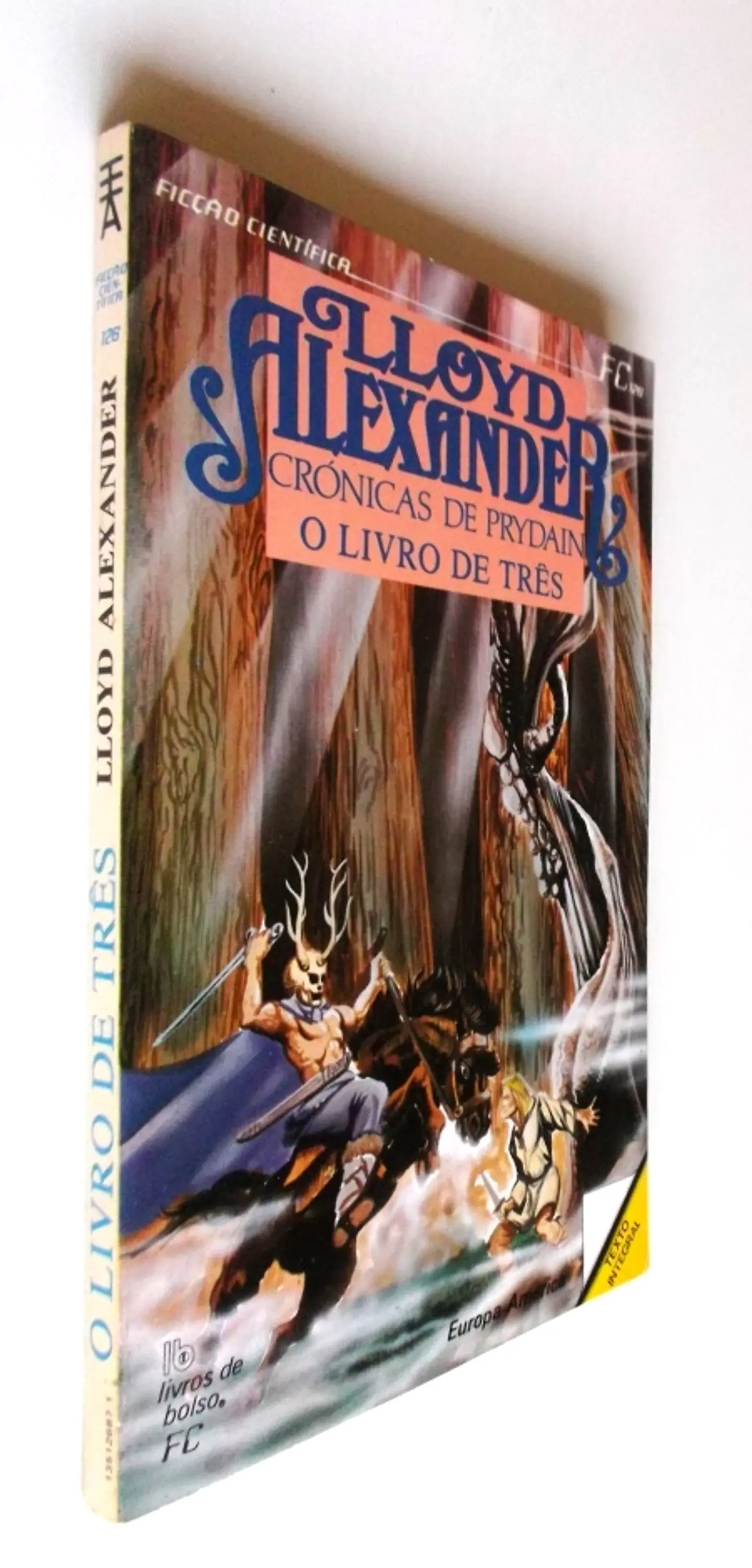 Europa América FC 126 - Lloyd Alexander 2