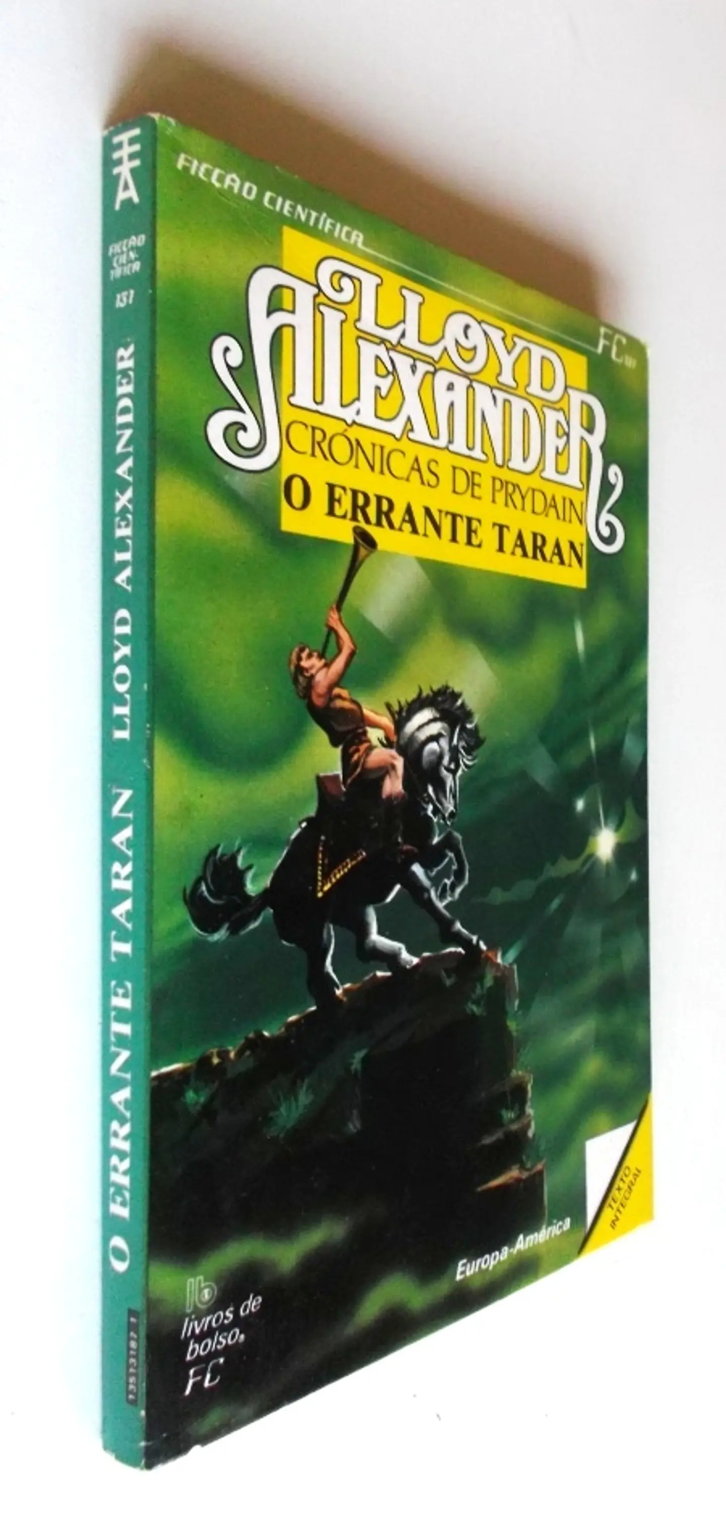 Europa América FC 131 - Lloyd Alexander 3