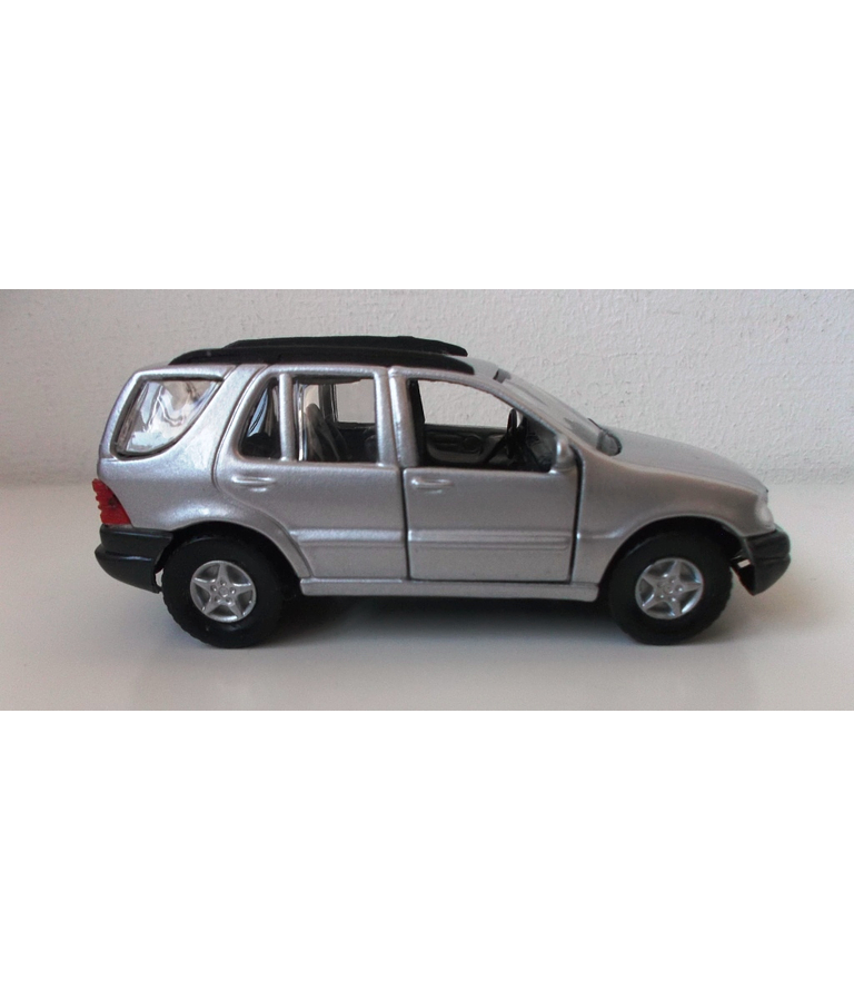 Mercedes Benz ML 320