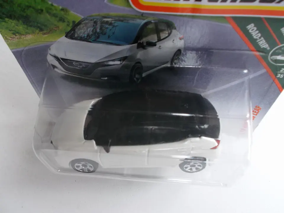 18 Nissan Leaf 3