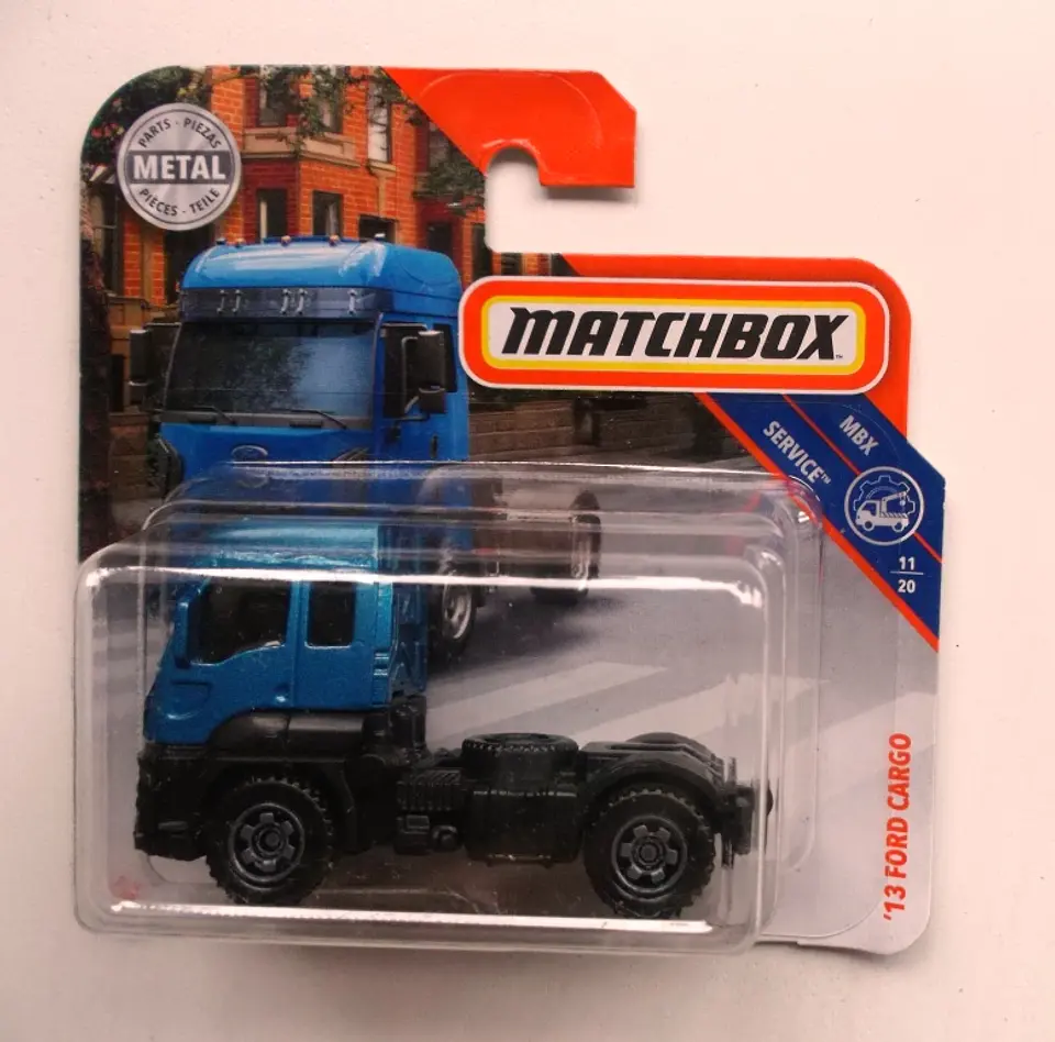 13 Ford Cargo 1