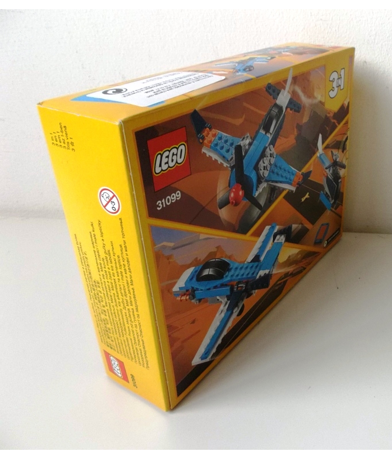 31099 Propeller Plane