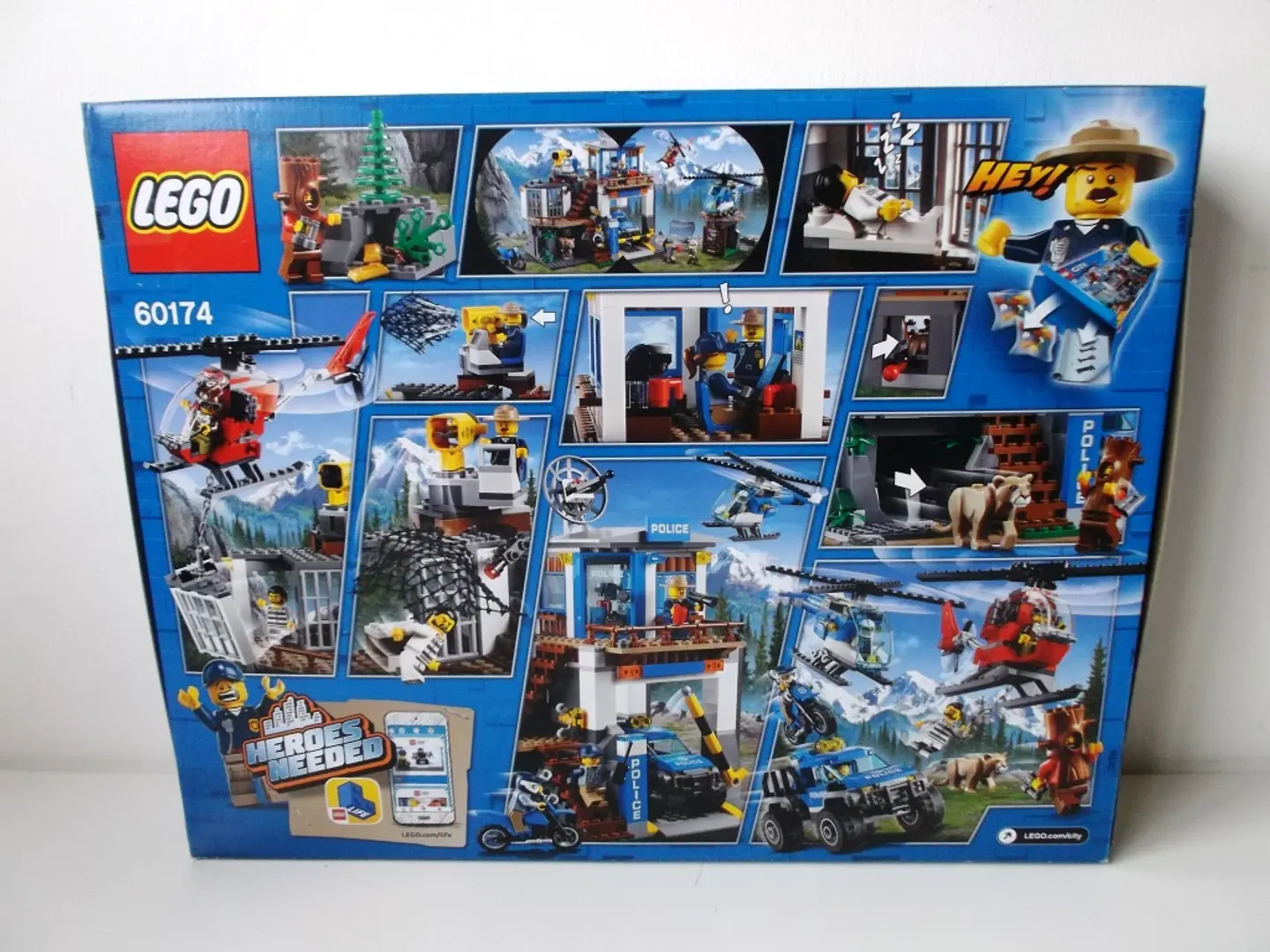60174 Mountain Police Headquarters 2