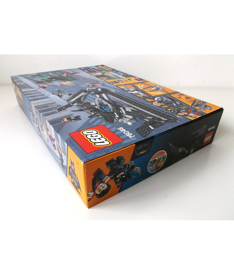 76046 Heroes of Justice: Sky High Battle