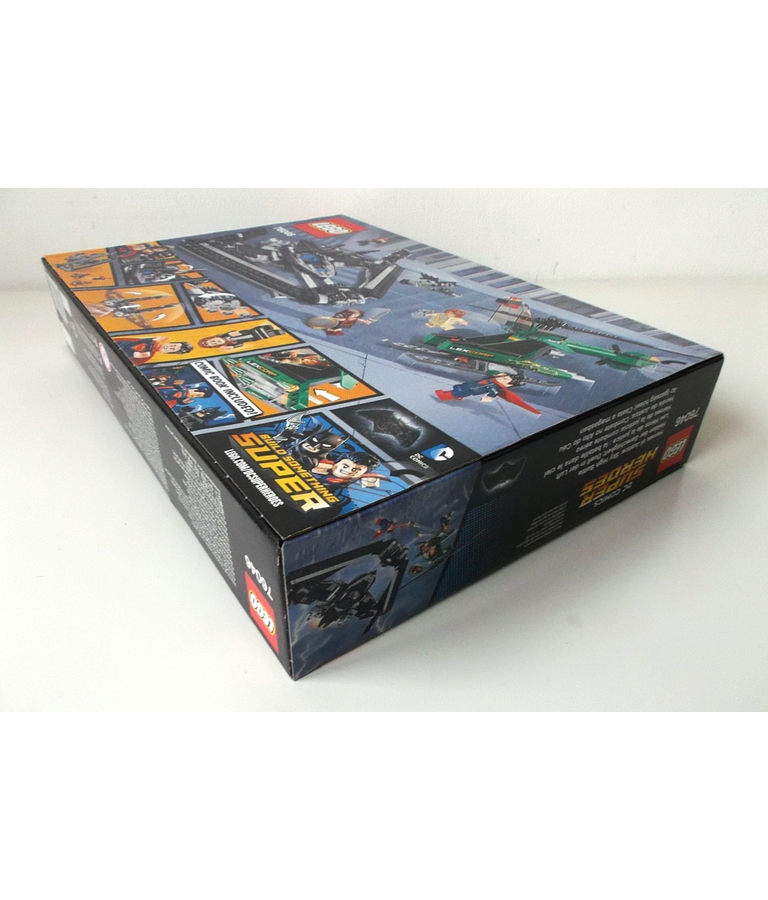 76046 Heroes of Justice: Sky High Battle