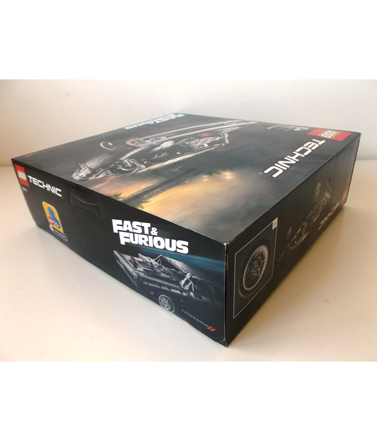 42111 Dom's Dodge Charger