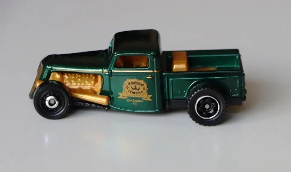 1935 Ford 2