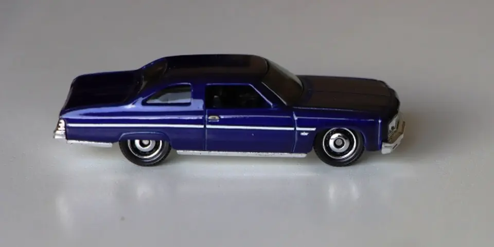 ´75 Chevy Caprice Classic 1