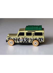 ´75 Land Rover Gen II Safari