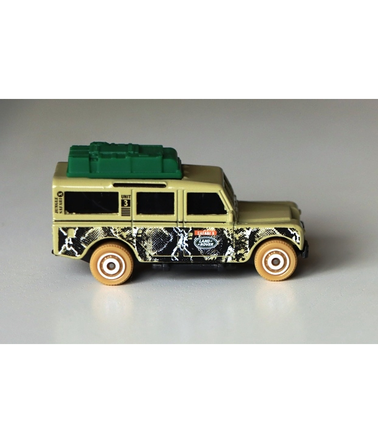 ´75 Land Rover Gen II Safari