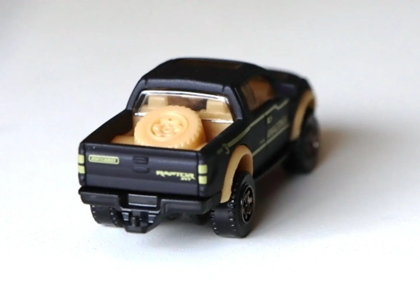 Ford F-150 SVT Raptor 3
