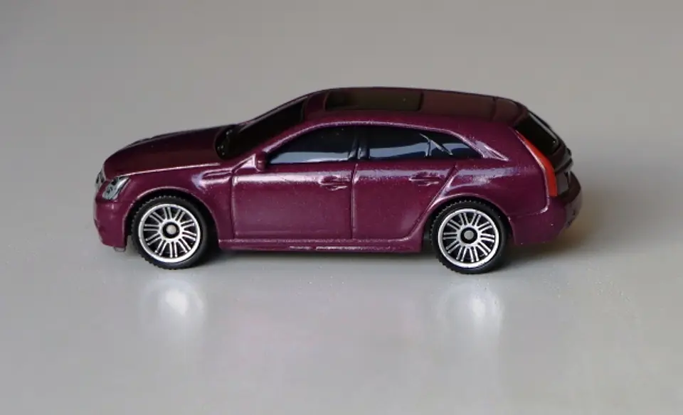 Cadillac CTS Wagon 2010 2