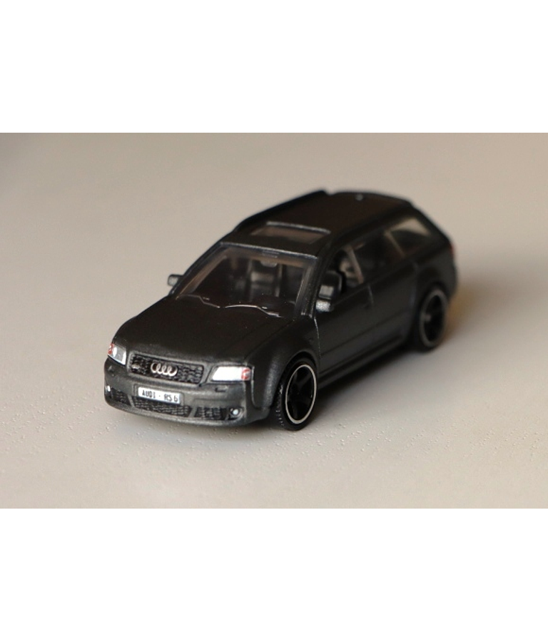 Audi RS 6 Avant 2004