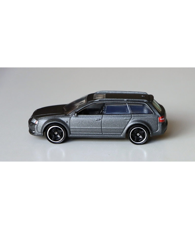 Audi RS 6 Avant 2004