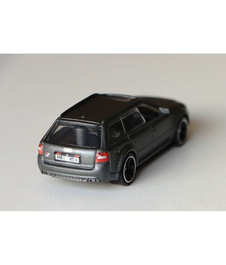 Audi RS 6 Avant 2004