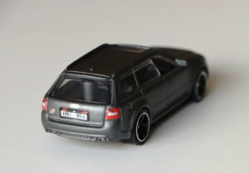 Audi RS 6 Avant 2004 4