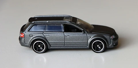 Audi RS 6 Avant 2004