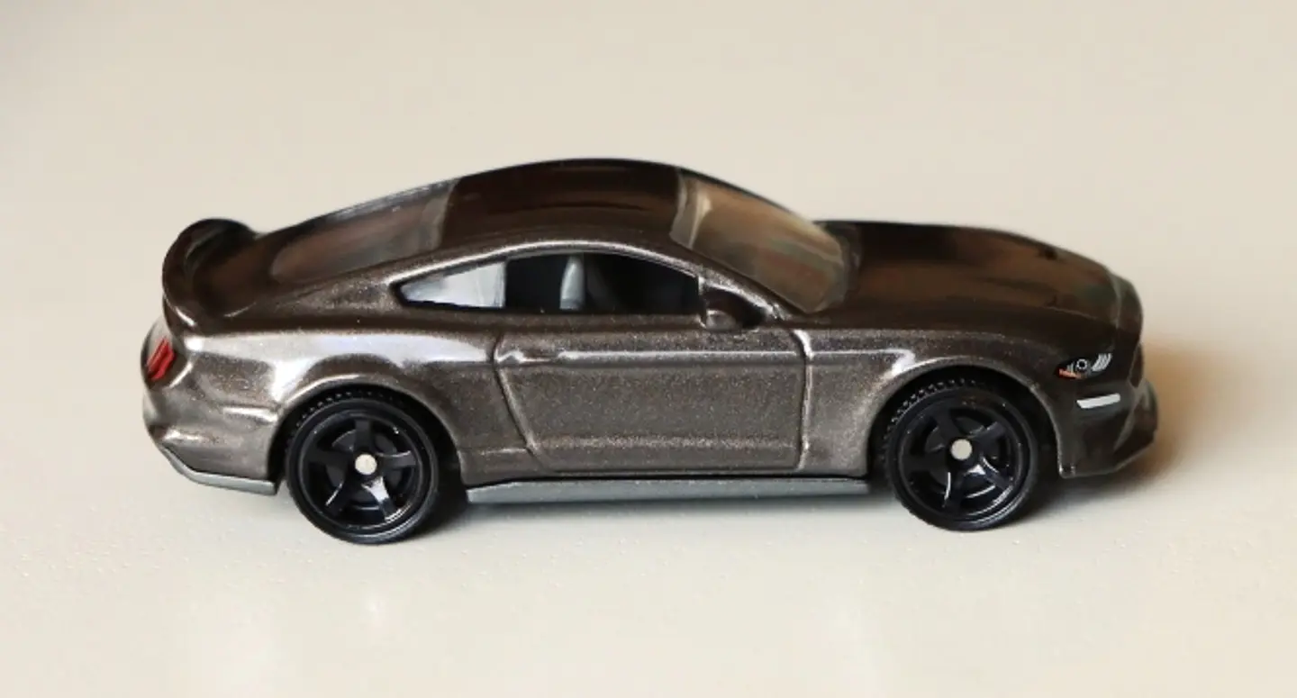 `19 Ford Mustang Coupe GLT49 2