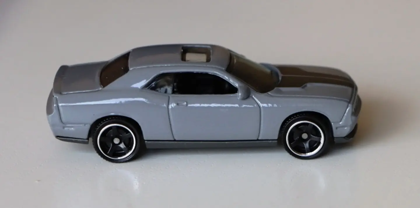 2008 Dodge Challenger 2