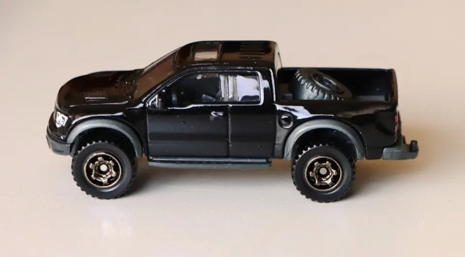 Ford F-150 SVT Raptor 2010 1