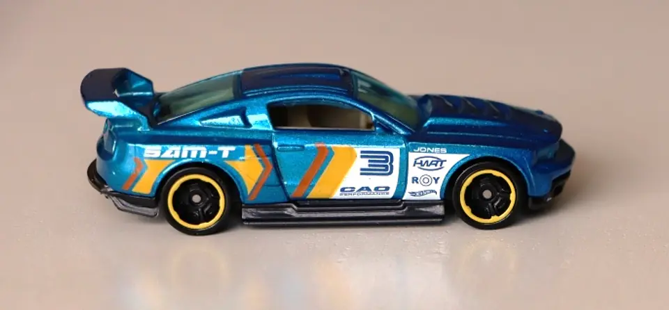 ´12 Ford Mustang Custom 1