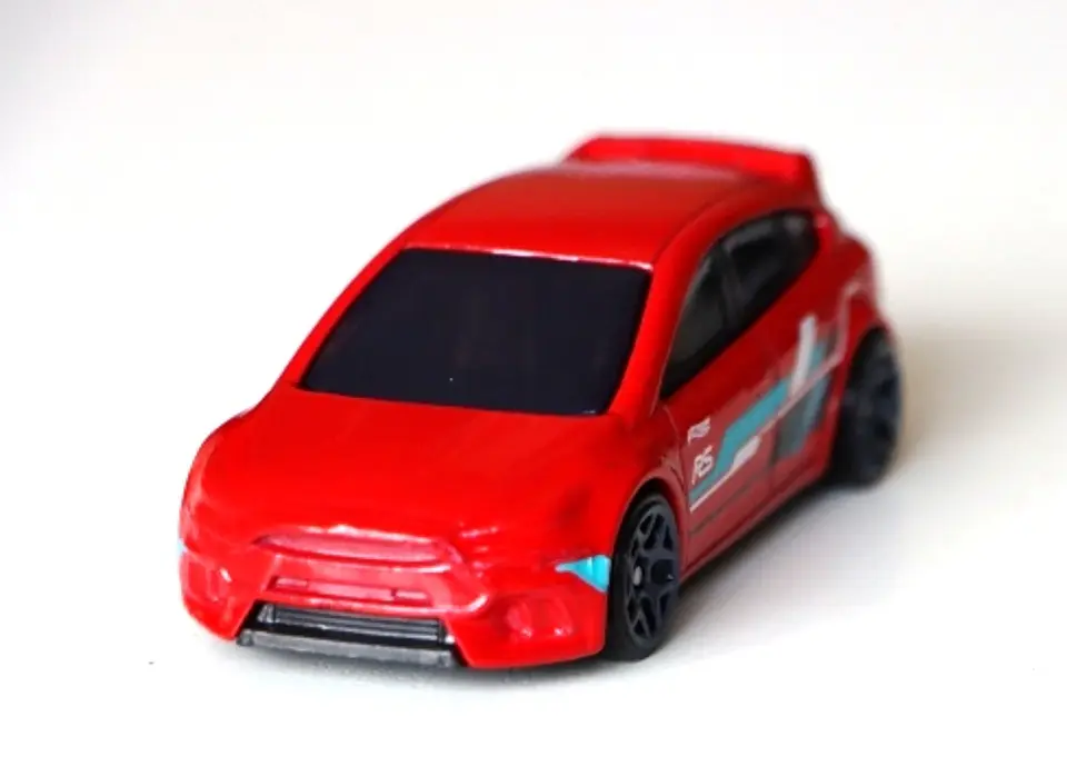Ford Focus RS (vermelho) 3