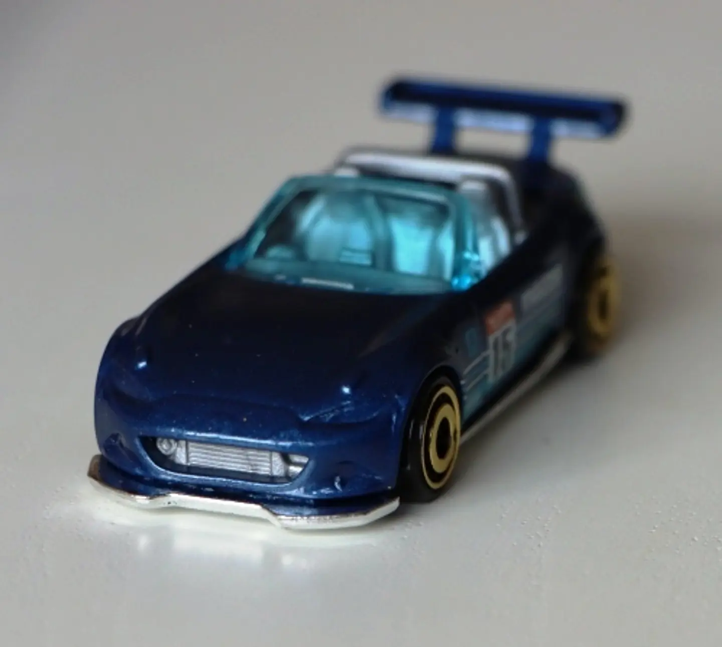 Mazda MX-5 Miata 3