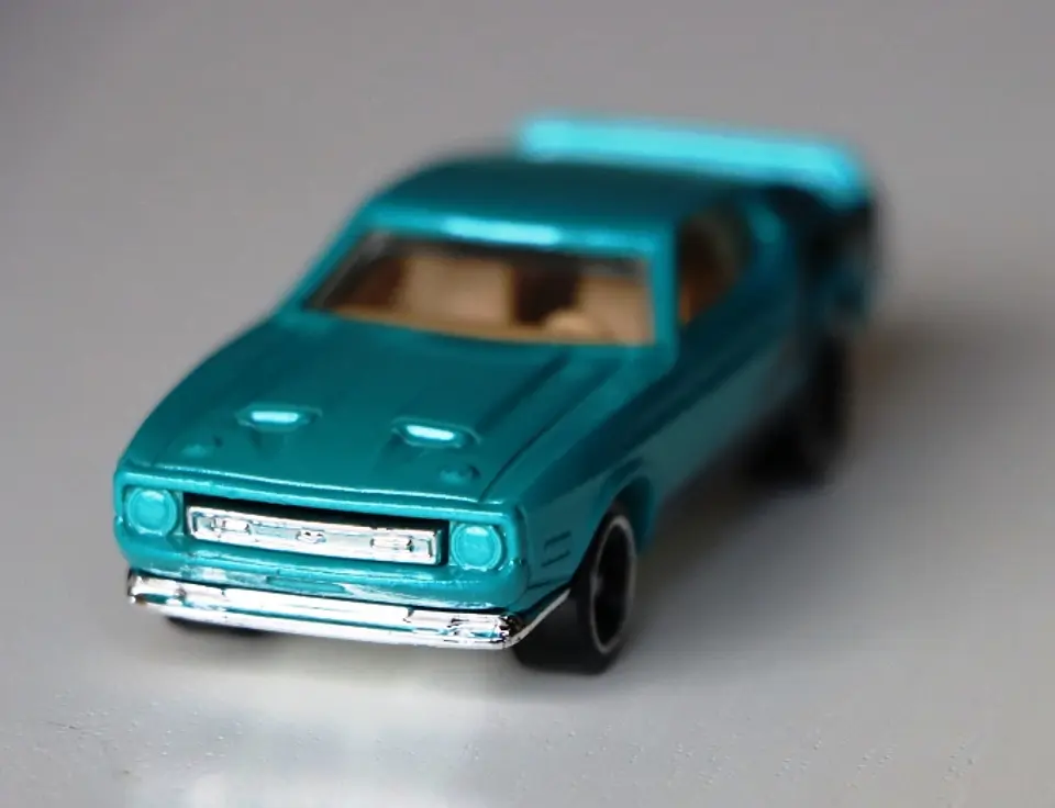 `71 Ford Mustang Mach 1 3