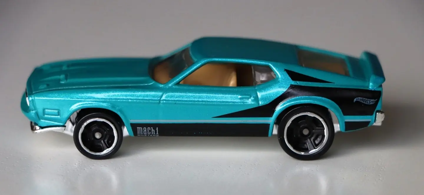 `71 Ford Mustang Mach 1 1