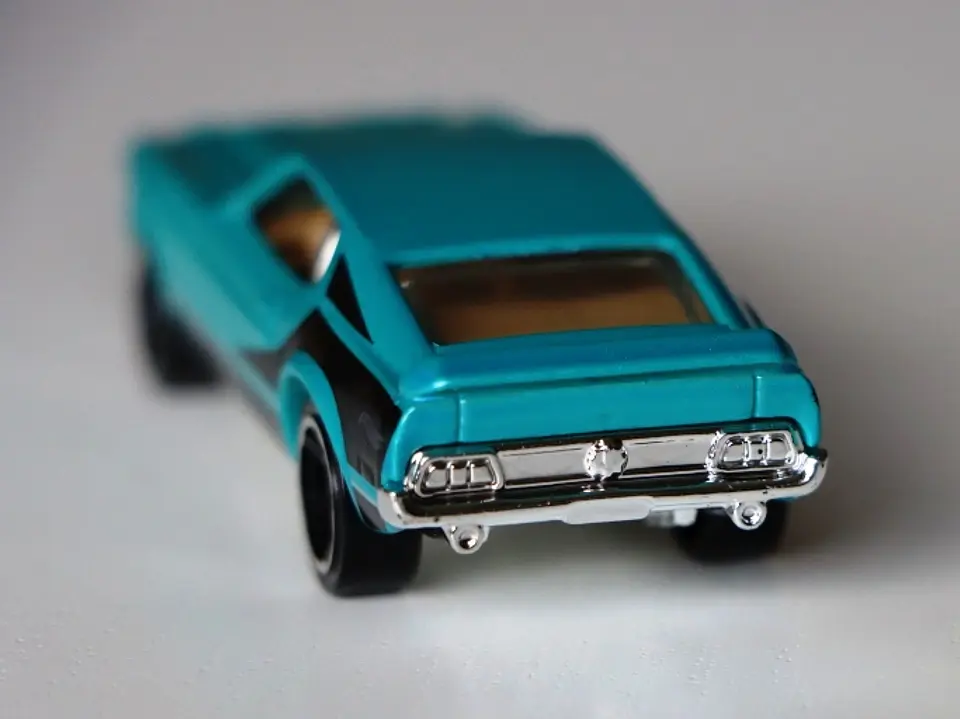 `71 Ford Mustang Mach 1 4