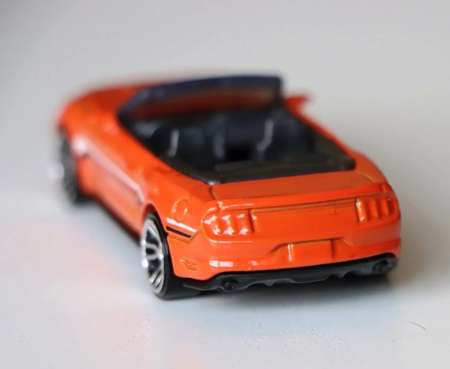 2015 Ford Mustang GT Convertible (laranja) 4