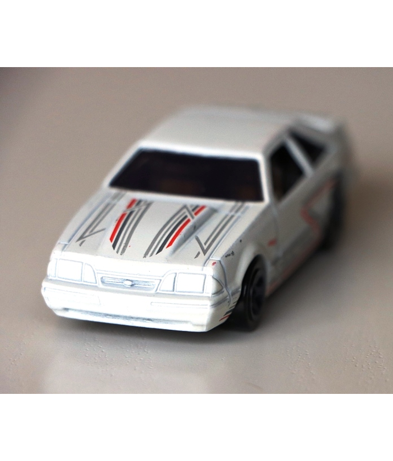 `92 Ford Mustang (branco)