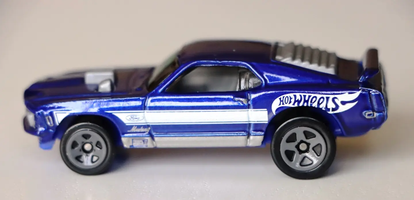 Ford Mustang Mach 1 2