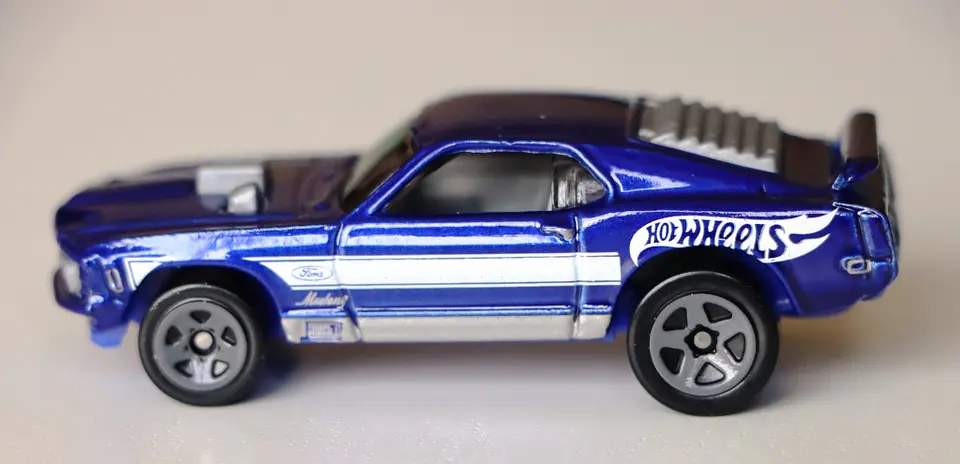 Ford Mustang Mach 1 2
