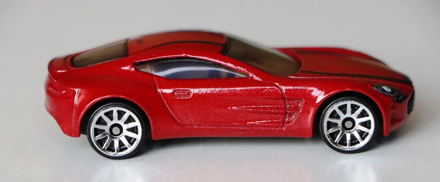 Aston Martin One-77 1