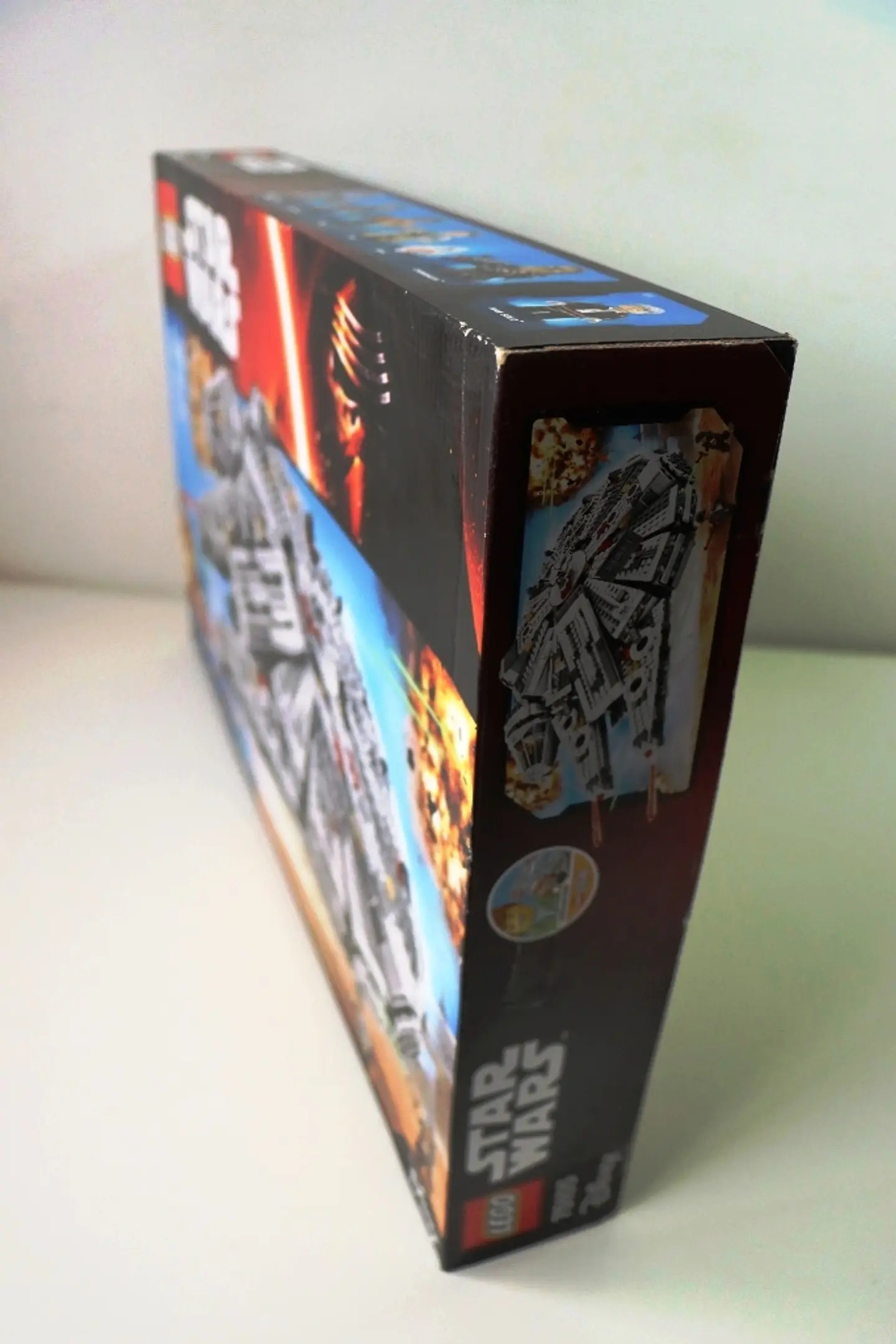 75105 Millennium Falcon 3