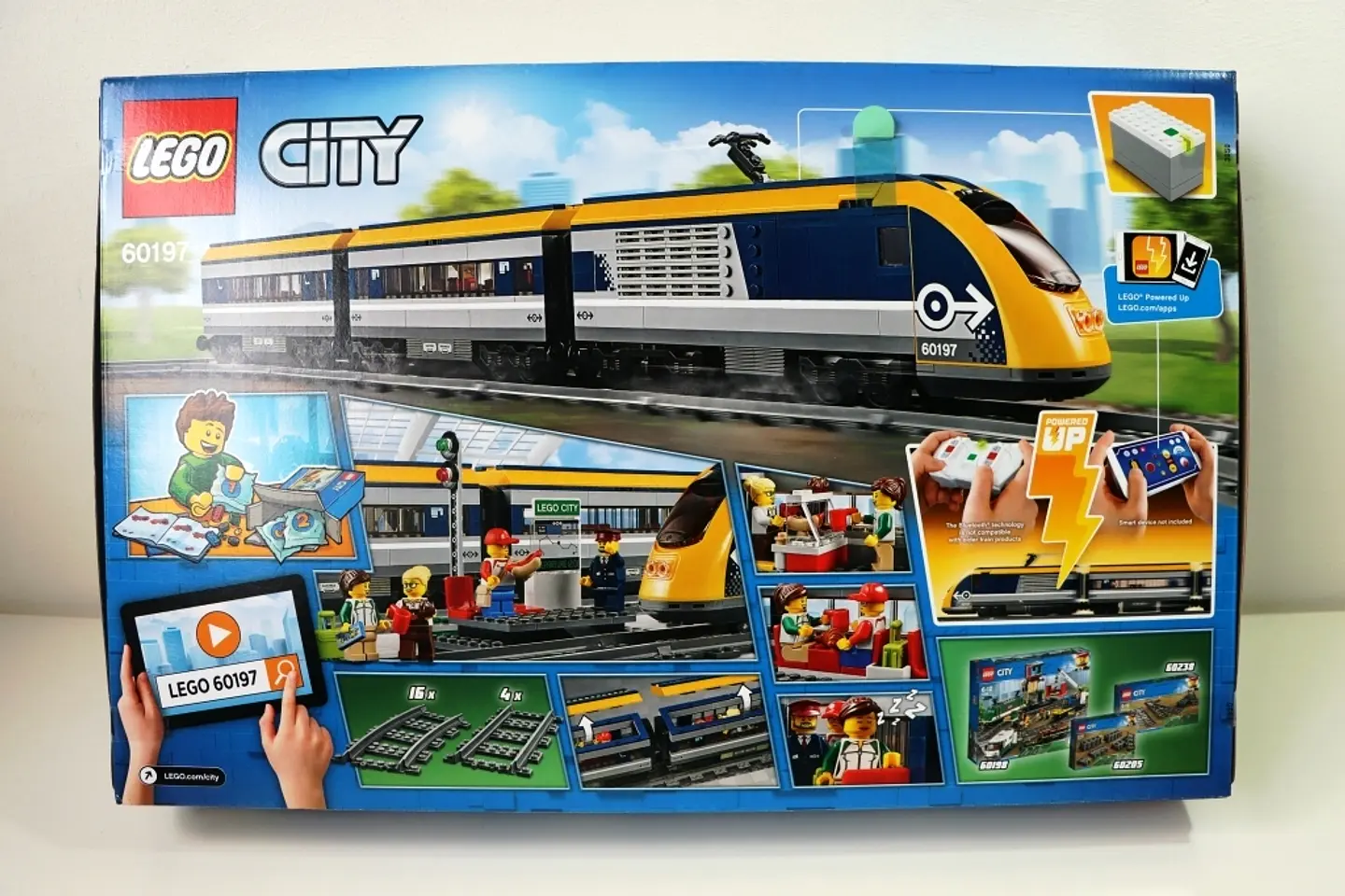 60197 Passenger Train 2